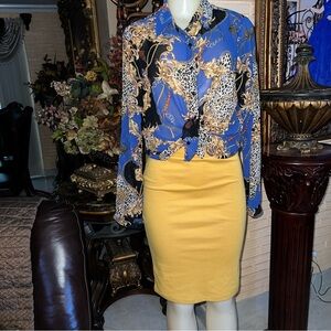 ♥️🩷♥️ Forever 21 long sleeve blouse blue camisole and Mustard Iris Pencil Skirt